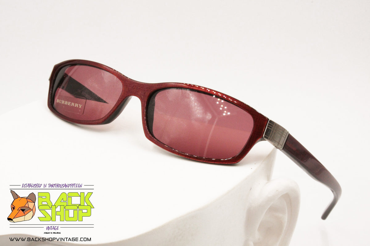 BURBERRY　130 Burberry BE3147 1109/13 Sunglasses - US