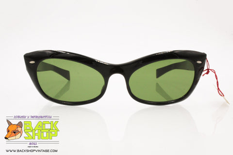 Authentic 1950s Sunglasses, Black cat eye green crystal lenses Made in France, New Old Stock 1950s
