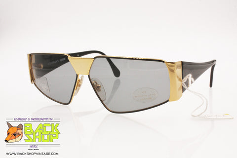 GIANFRANCO FERRE' GFF38/S Vintage Sunglasses, Rare Black & Gold coloration, New Old Stock