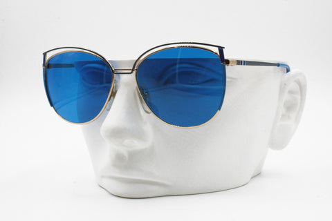 Authentic Rare 1960s Sunglasses never produced, Blue Azure Cat Eye oval lenses, New Old Stock