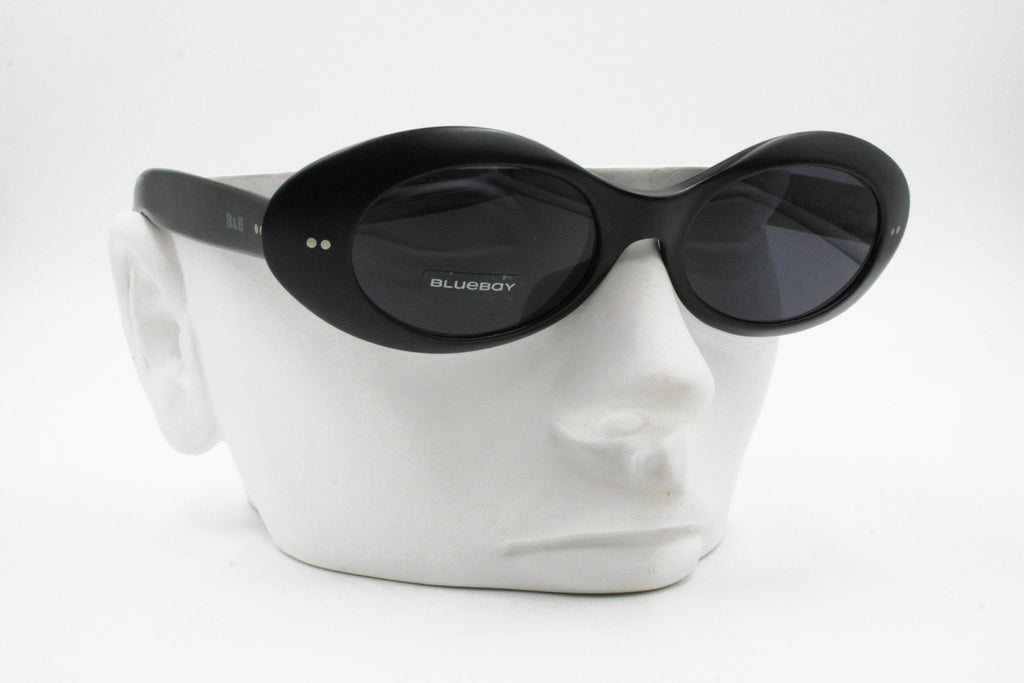 Black Oval cat-eye acetate sunglasses